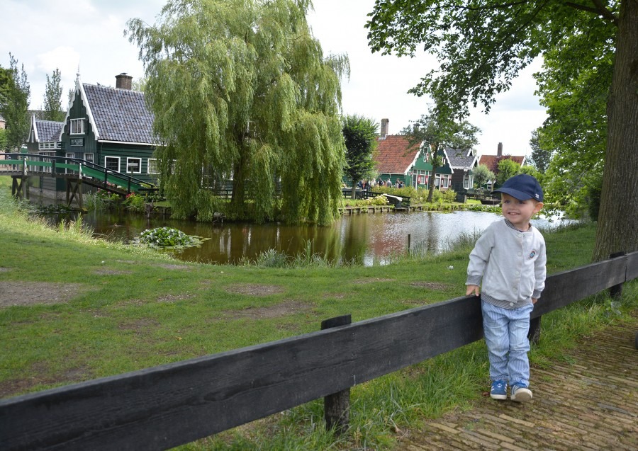 Road-trip aux Pays-Bas en famille : Les moulins de Zaanse Schans et les villages de pêcheurs