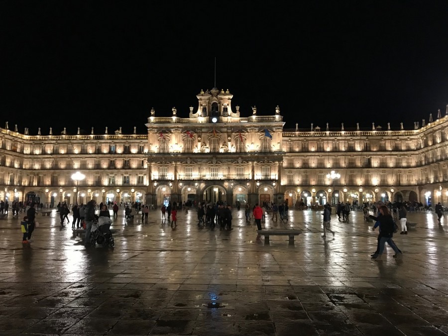 week-end à salamanque espagne en famille Plaza mayor de nuit