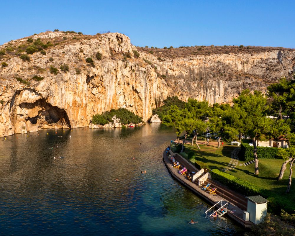 lac de Vouliagmeni avec les enfants