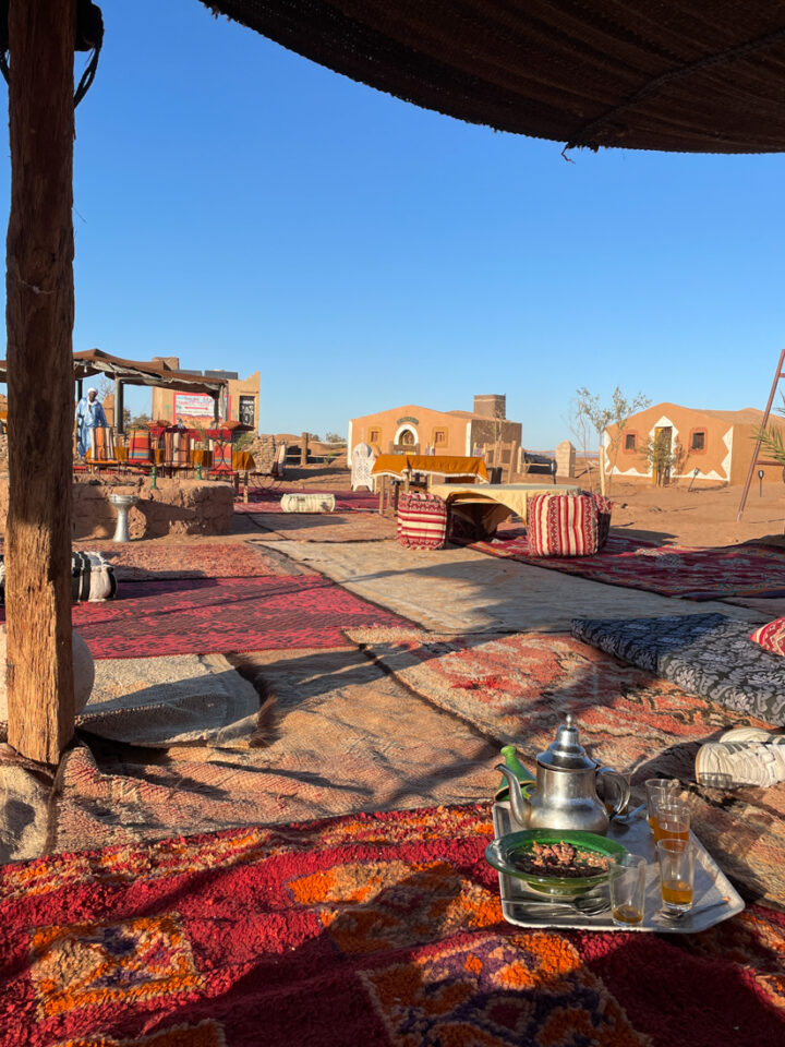 bivouac desert marocain en famille-