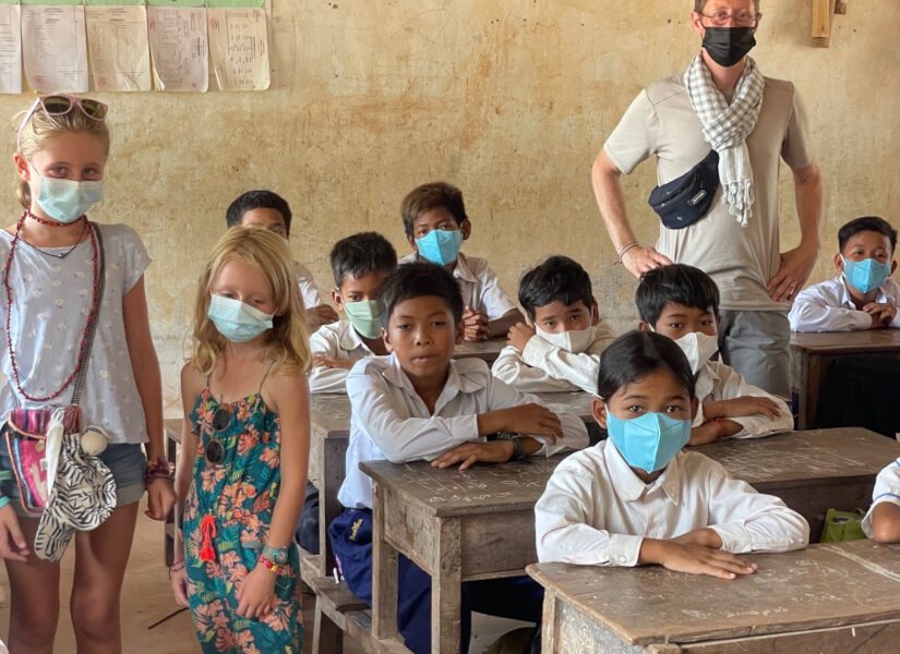 visiter des écoles pendant un tour du monde en famille