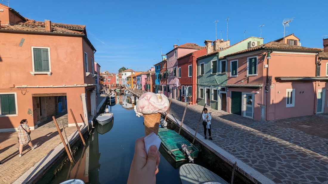 Visiter Venise le temps d'un week-end - glace à Burano