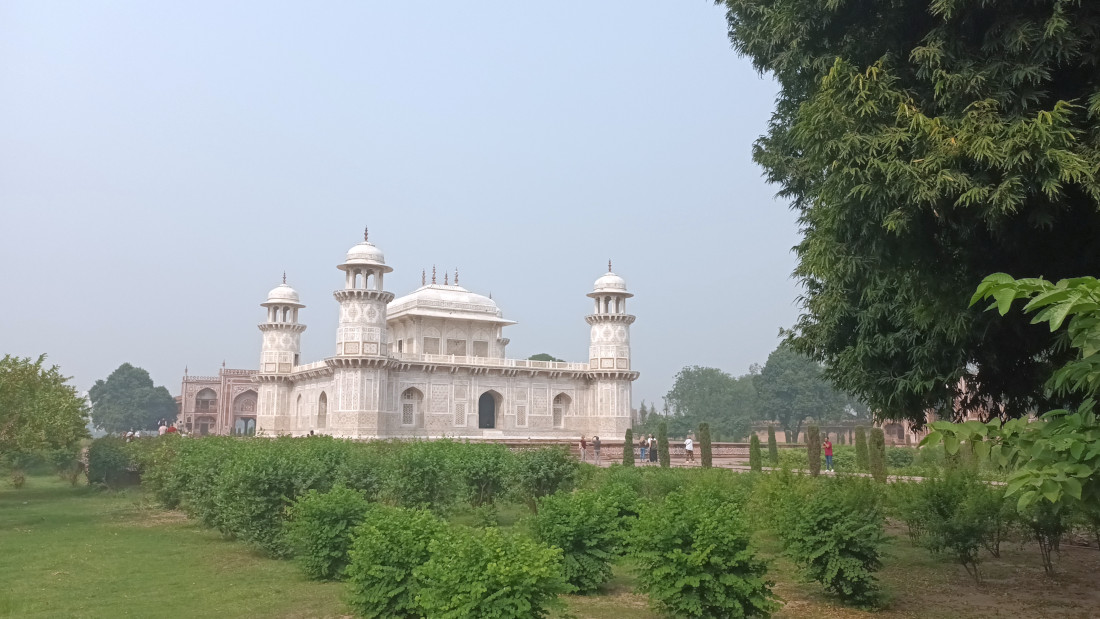 visiter le taj mahal en français baby taj