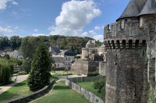 visiter fougeres avec les enfants